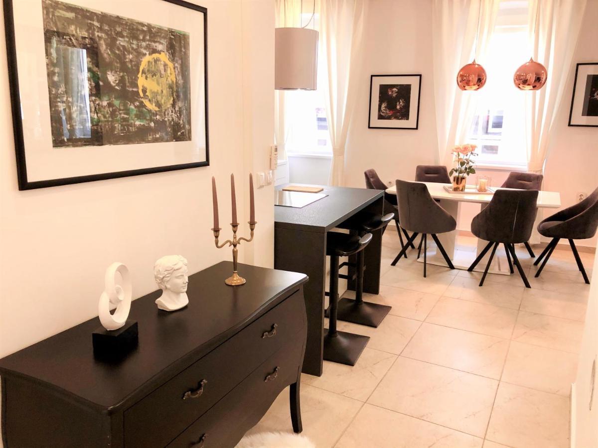 Hedone Luxury Apartment With Free Parking Pula Bagian luar foto