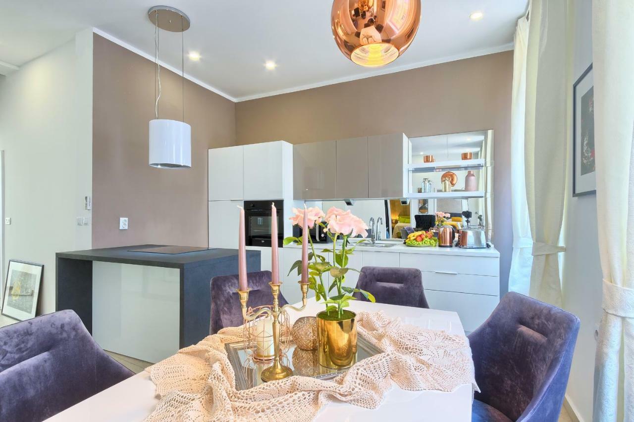 Hedone Luxury Apartment With Free Parking Pula Bagian luar foto