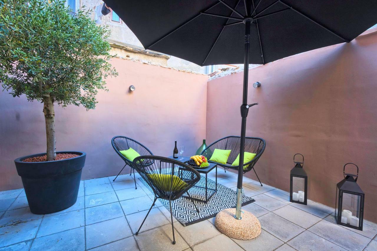 Hedone Luxury Apartment With Free Parking Pula Bagian luar foto